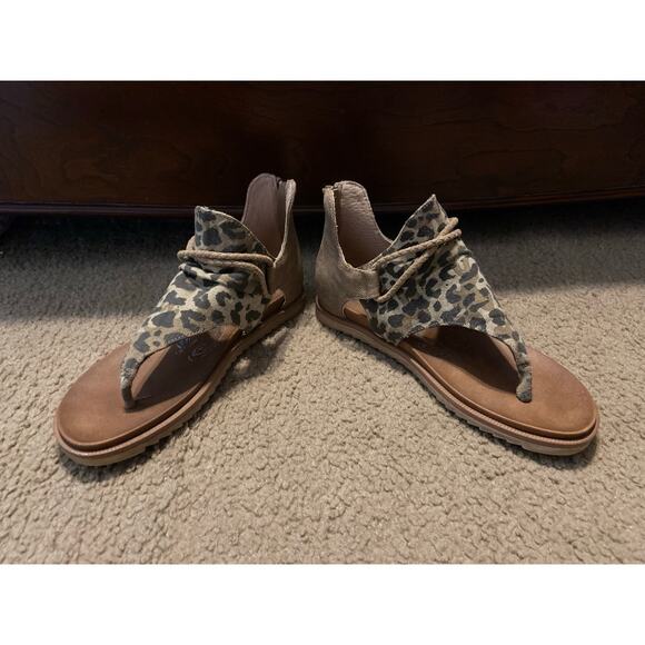 Women's Very G leopard Sandals size 6 - Picture 3 of 6